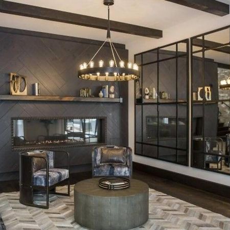 Modern And Lavish Apartment グレンデール エクステリア 写真